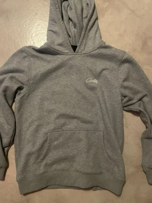Cortez hoodie  - Helt ny och bekväm perfekt till vintern