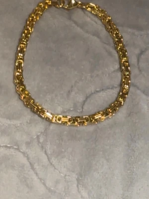 Kedja - Fick den i present, endast testad. 