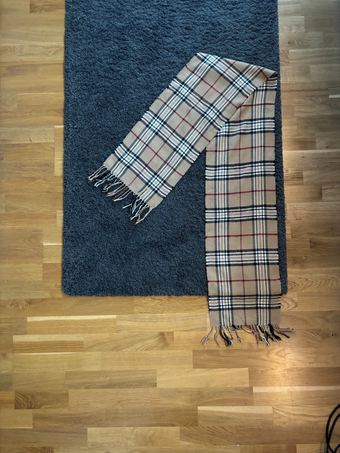 Burberry Scarf (ÄKTA) - 3