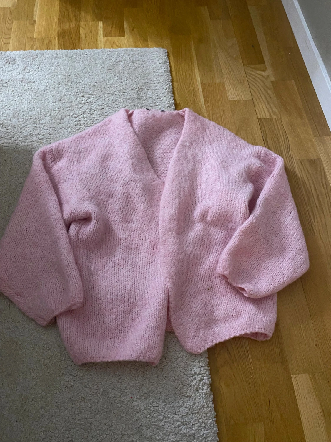 Populära rosa koftan