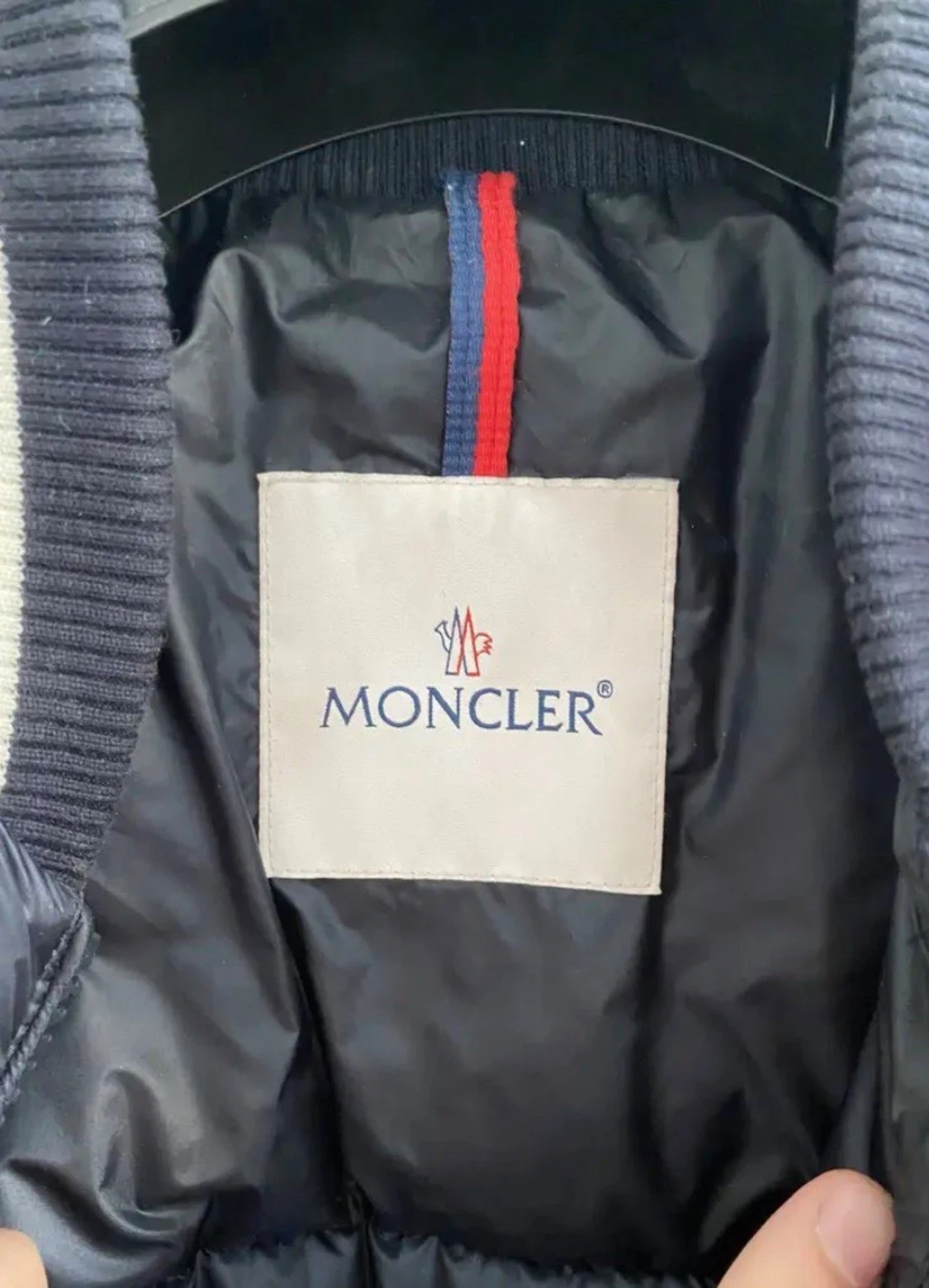 Moncler mörkblå pufferjacka - 2