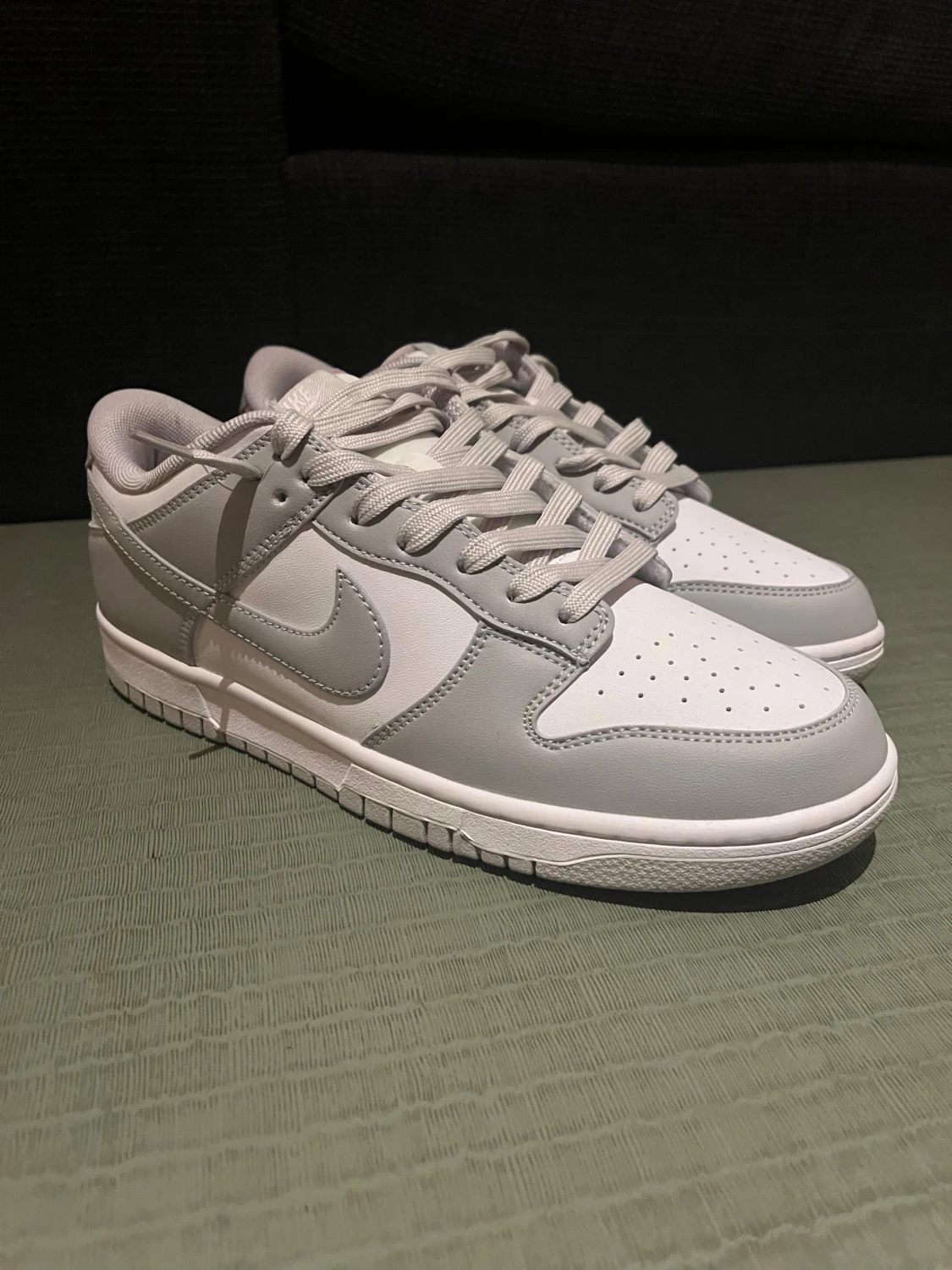 Nike Dunk Low vit/grå  - 2