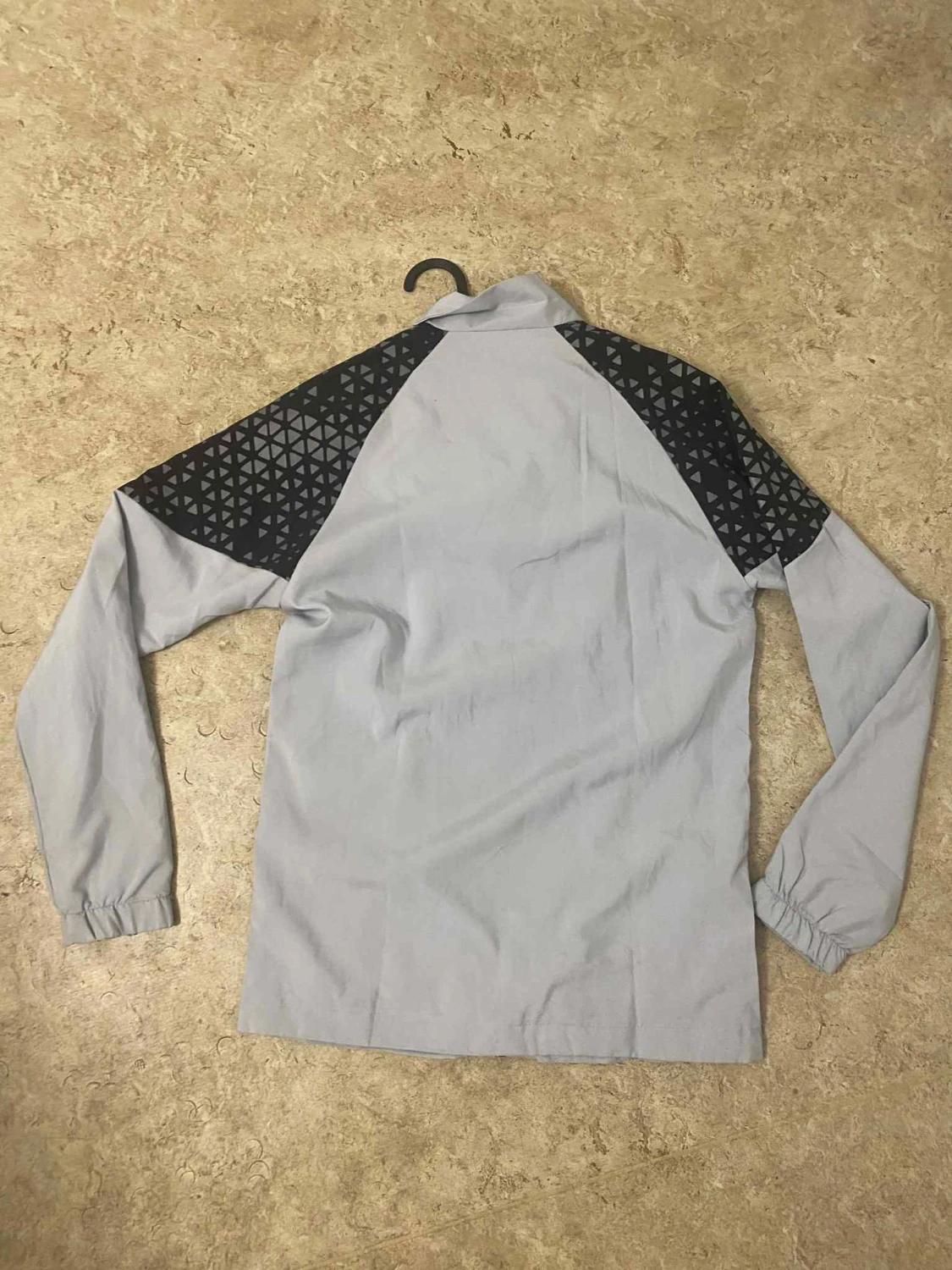 Grå vindjacka Puma BVB - 1