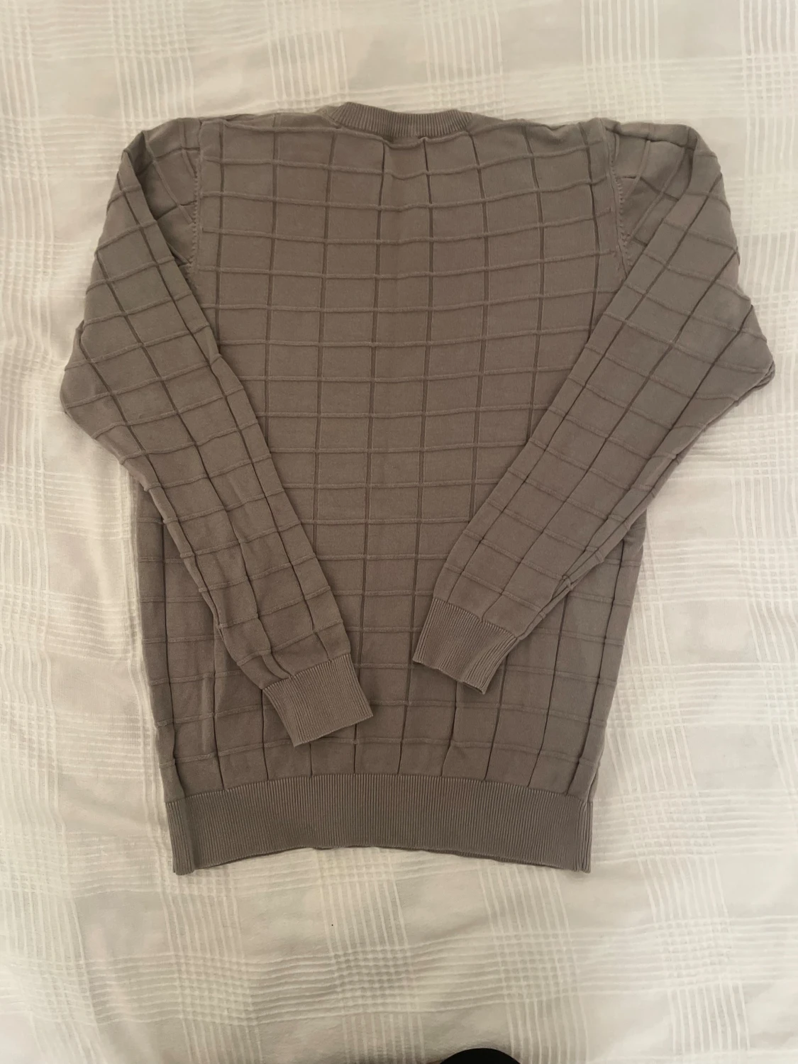 Beige rutig stickad tröja från Gant - 1