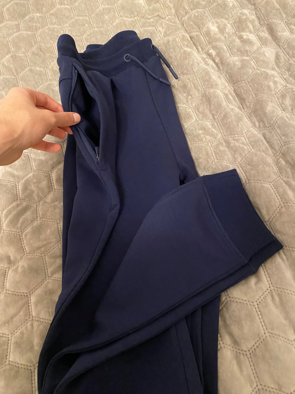 Mörkblå mjukisbyxor från Lyle & Scott - 2