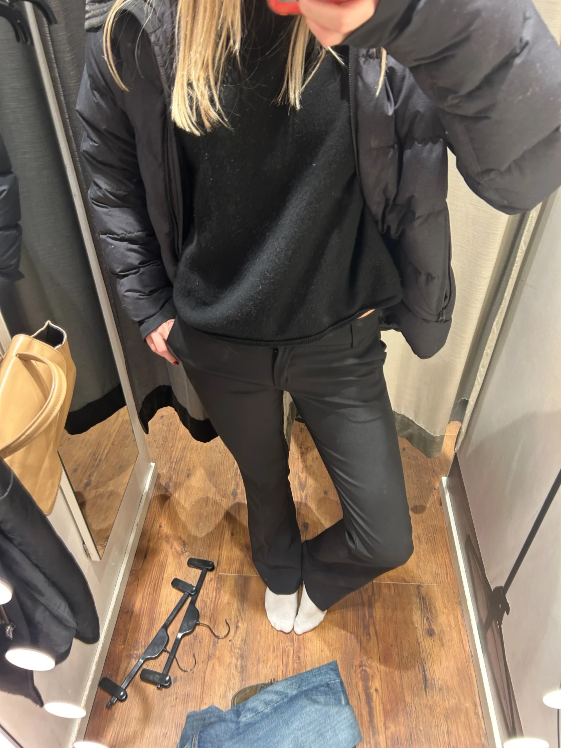 Svarta bootcut kostymbyxor i tall längd