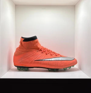 Nike Mercurial Superfly 4 - Nike Mercurial Superfly 4 ACC AG “Bright Mango” 🥭   Size- 10 US/ 44 EU 🇪🇺   Condition- 8.8/10  Boot bag included🎒