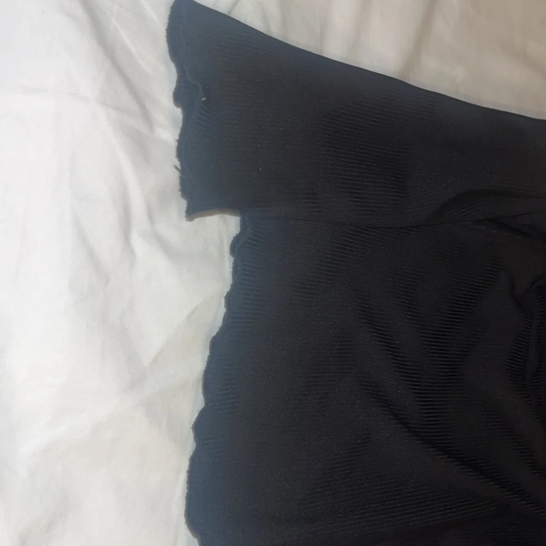 Svart långärmad topp med spets - 2