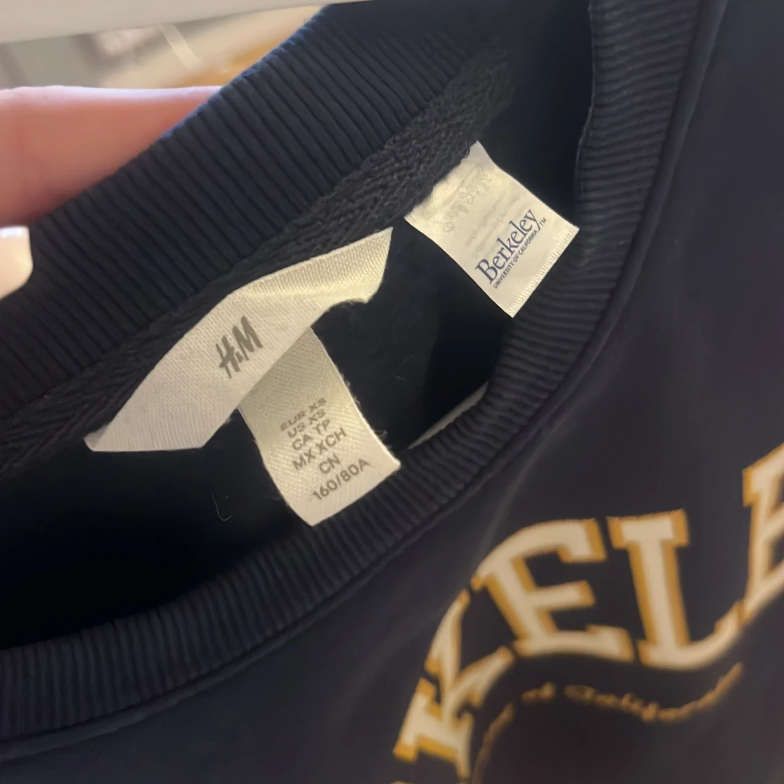 Svart Berkeley sweatshirt från H&M - 2
