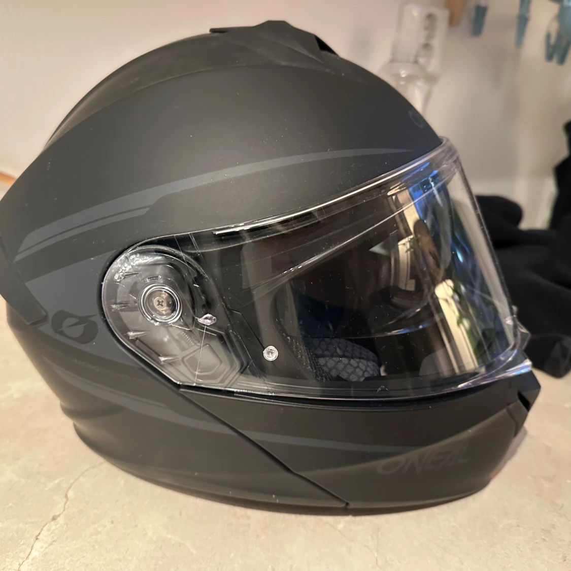 Svart O'Neal MC-hjälm med visir - 3