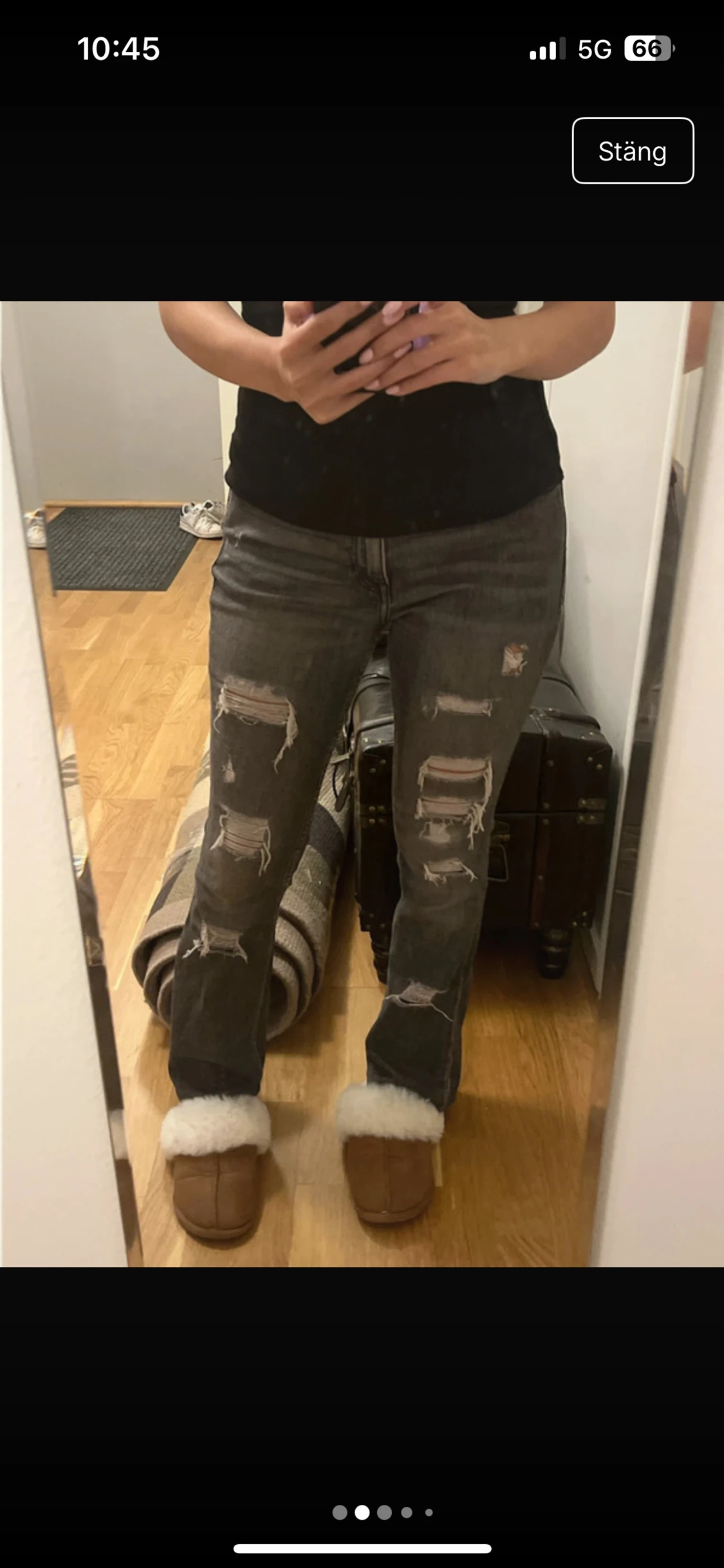 Snygga bootcut jeans med hål  - 4