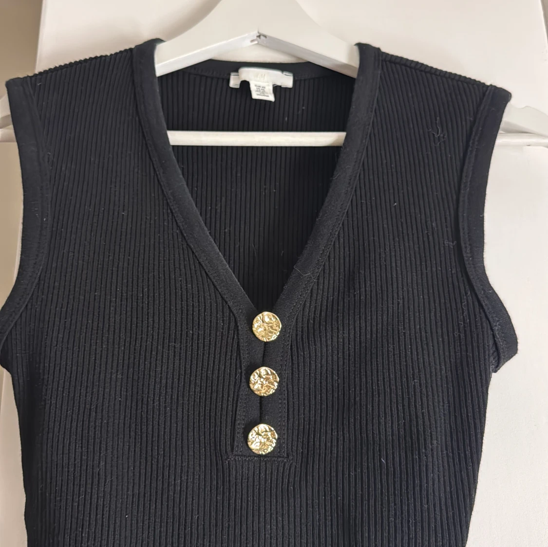 Svart ribbad topp - 1