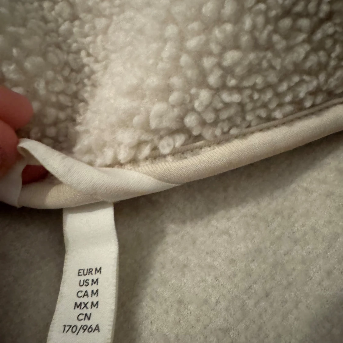 Beige teddyjacka med dragkedja - 2