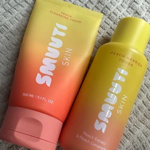 Smuuti Skin Peach Cleansing Cream & Toner - Säljer ett set med Smuuti Skin Peach Cleansing Cream och Peach Barrier Toner. Båda är veganska och parfymfria,  serien Peach  Ansiktet har ungefär hälften kvar och tonern har nästan hela kvar