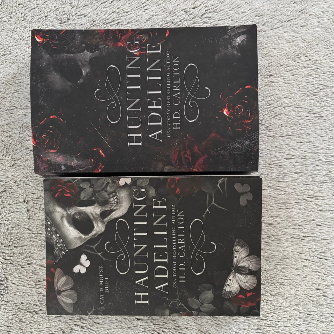 Haunting Adeline / Hunting Adeline - 1