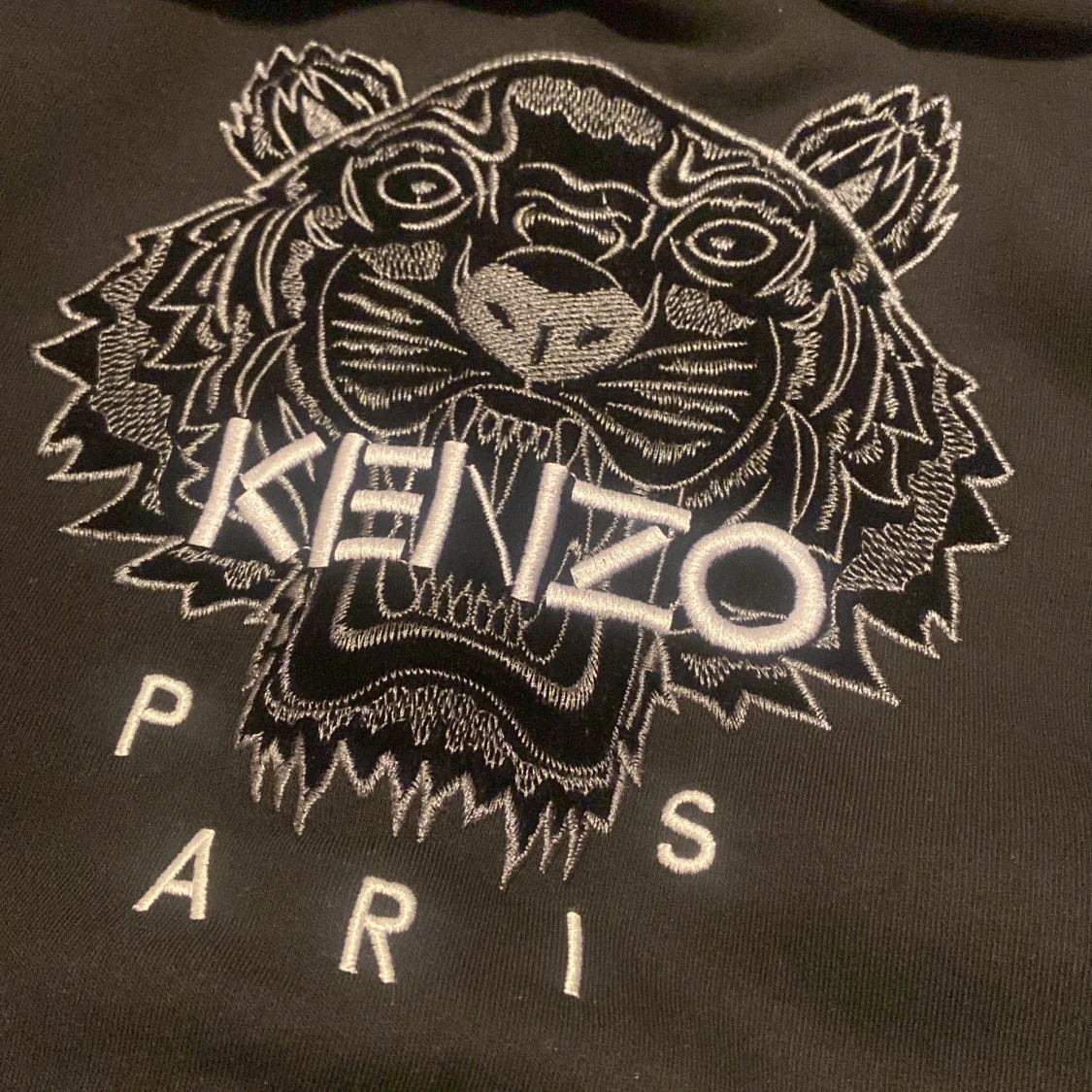 Svart Kenzo hoodie i bra kondition  - 1