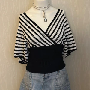 Smocked waist flare sleeves knitted top - Perfect condition like new 