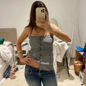 Ruttig top!  - Ruttig top vet inte märket 