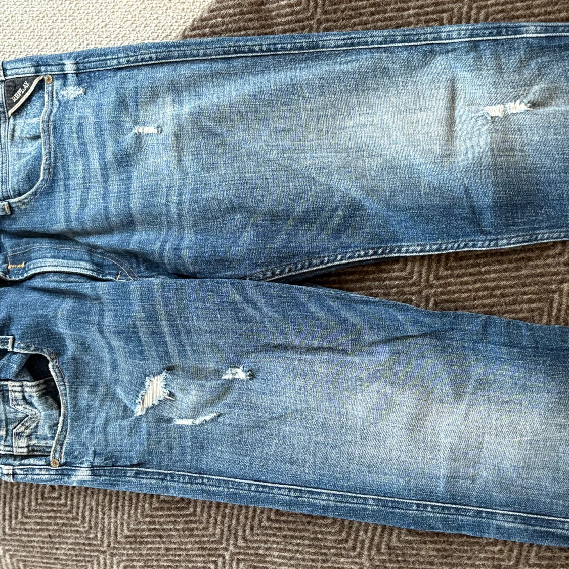 Replay blå jeans med slitningar