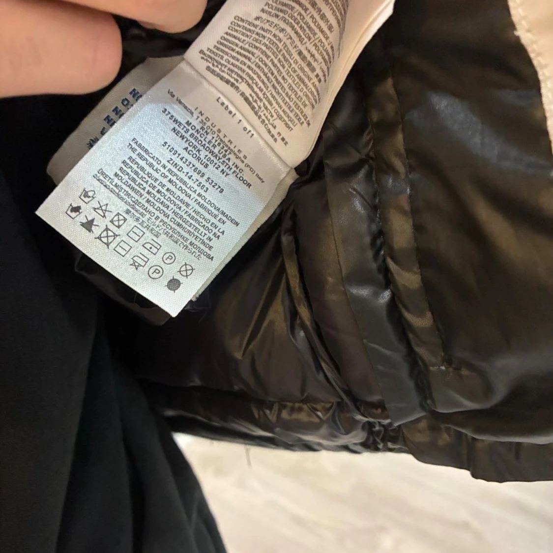 Svart Moncler pufferjacka herr - 3