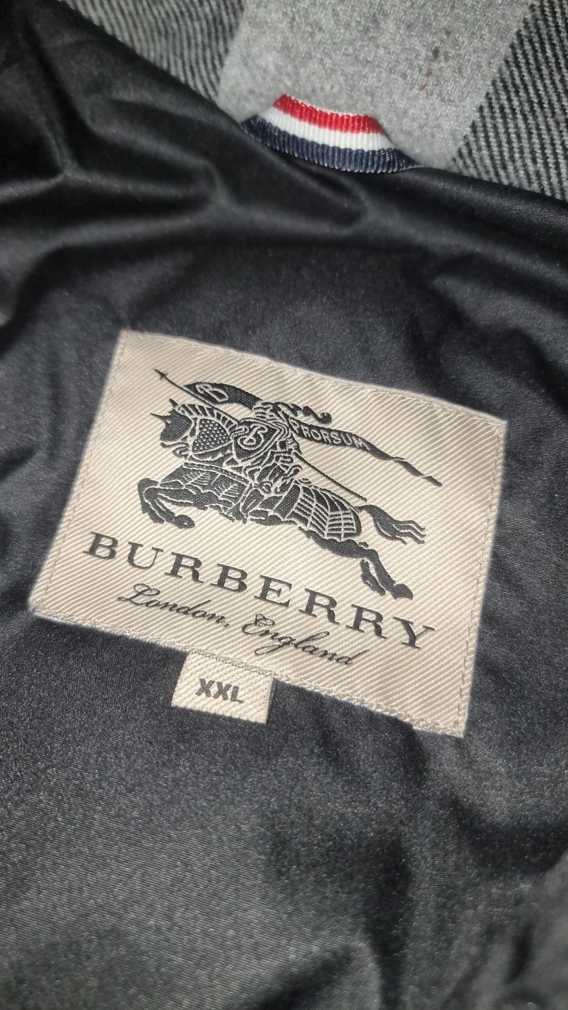 Svart jacka från Burberry XXL - 1