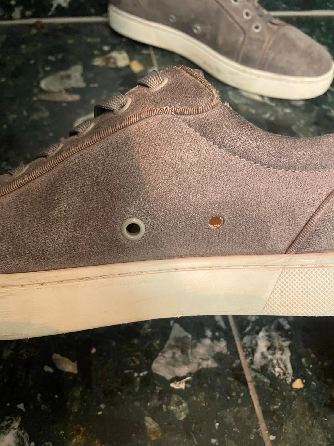 Grå Christian Louboutin  - 3