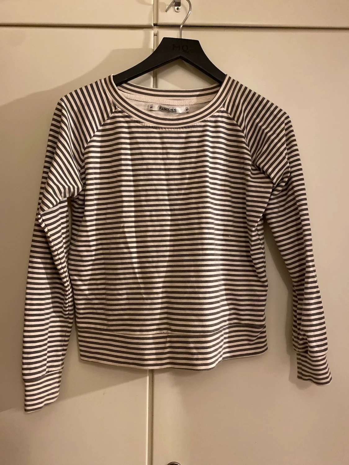 Randig långärmad tröja XS