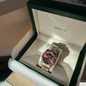 Klocka  - Väldigt fin klocka, 41mm  