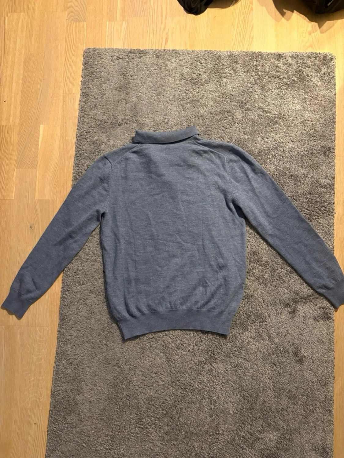 Blå tröja i ull från John Henric - 2