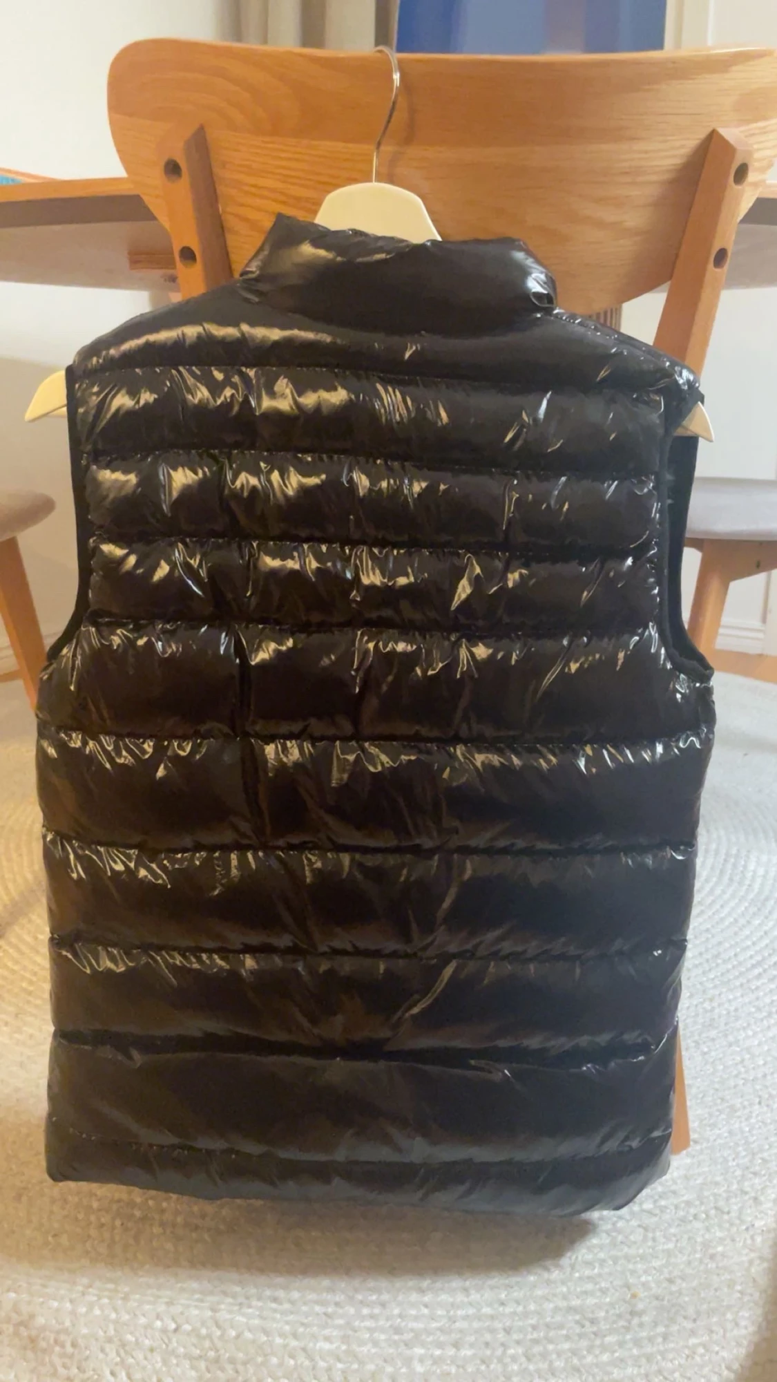 Svart dunväst från Moncler - 2