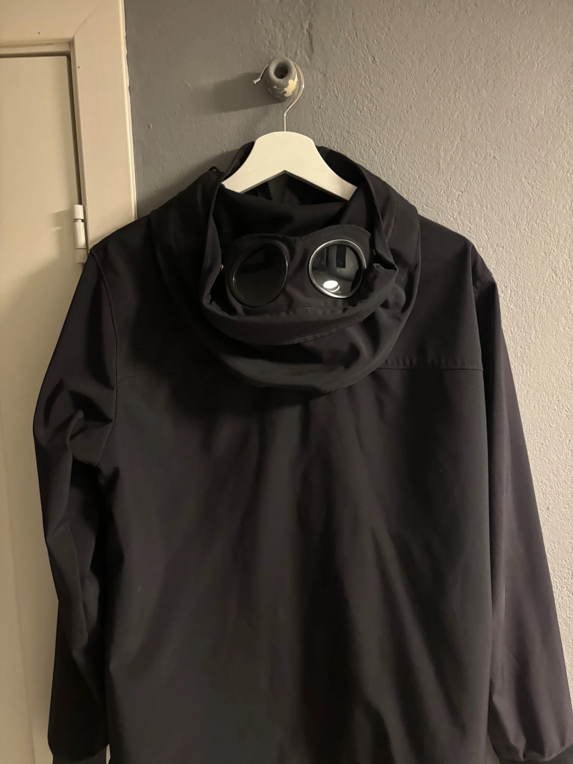 Svart Goggle Jacket från C.P. Company