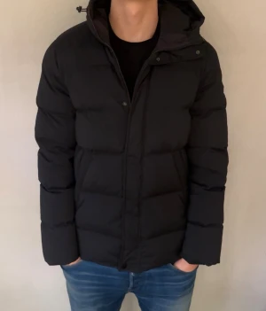 J Lindeberg jacka - Fet j Lindeberg jacka i fint skick inga defekter | storlek M