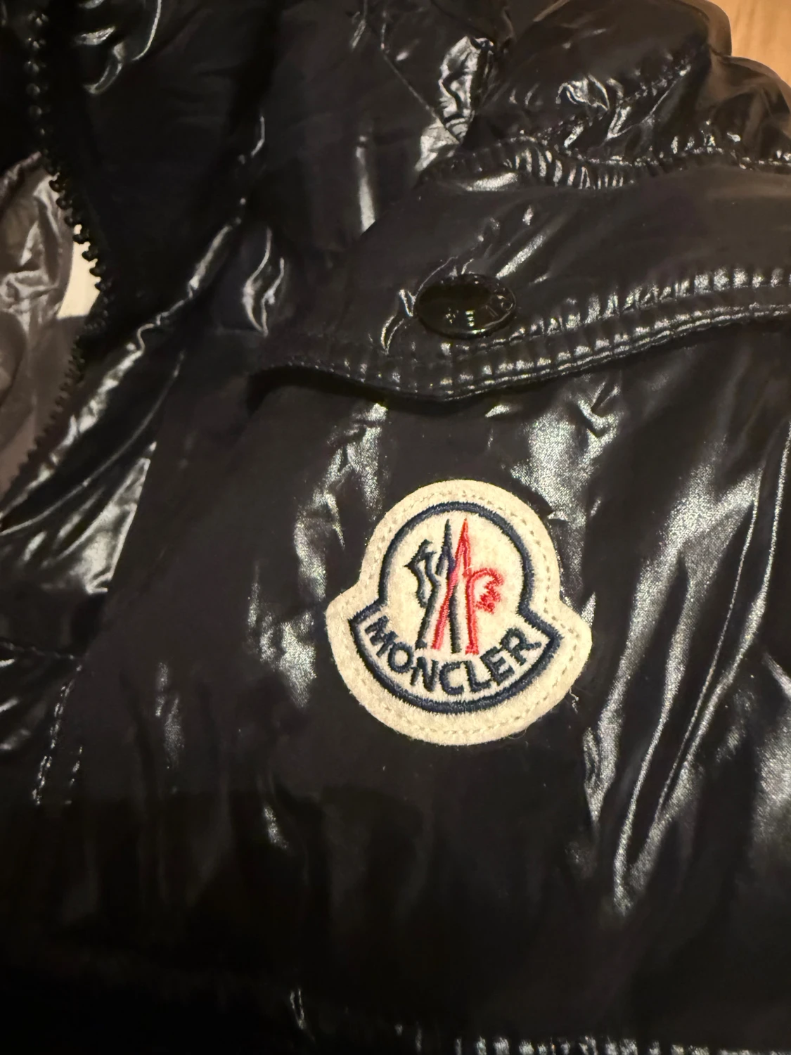 Svart Moncler maya  - 4