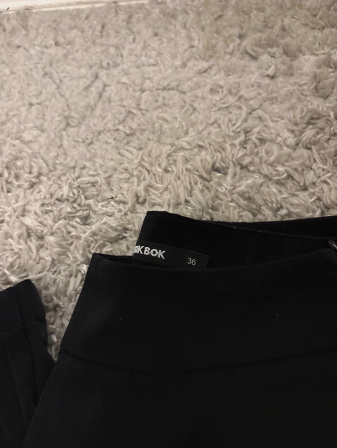 Svarta kostymbyxor med vida ben - 1