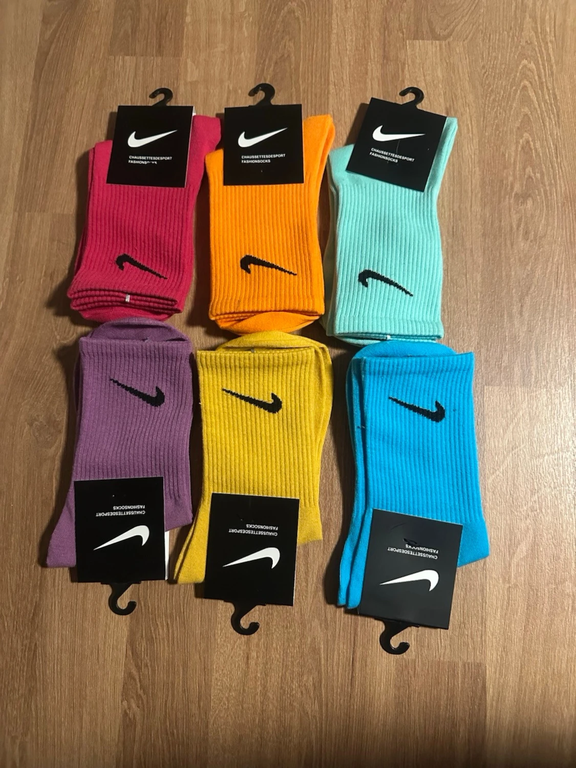 Färgglada Nike strumpor, 12-pack.  - 1