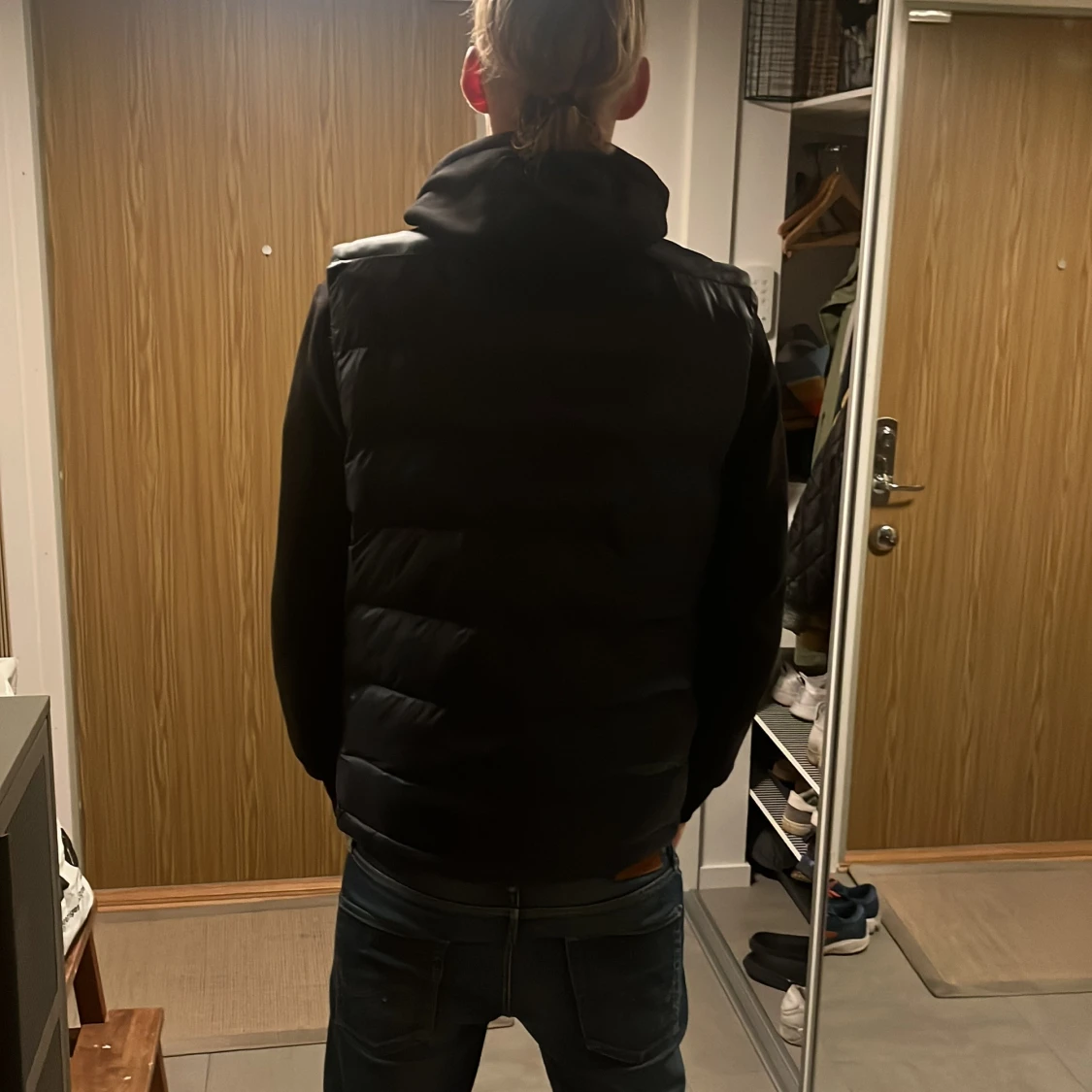 Mörkblå dunväst från Tommy Hilfiger - 1