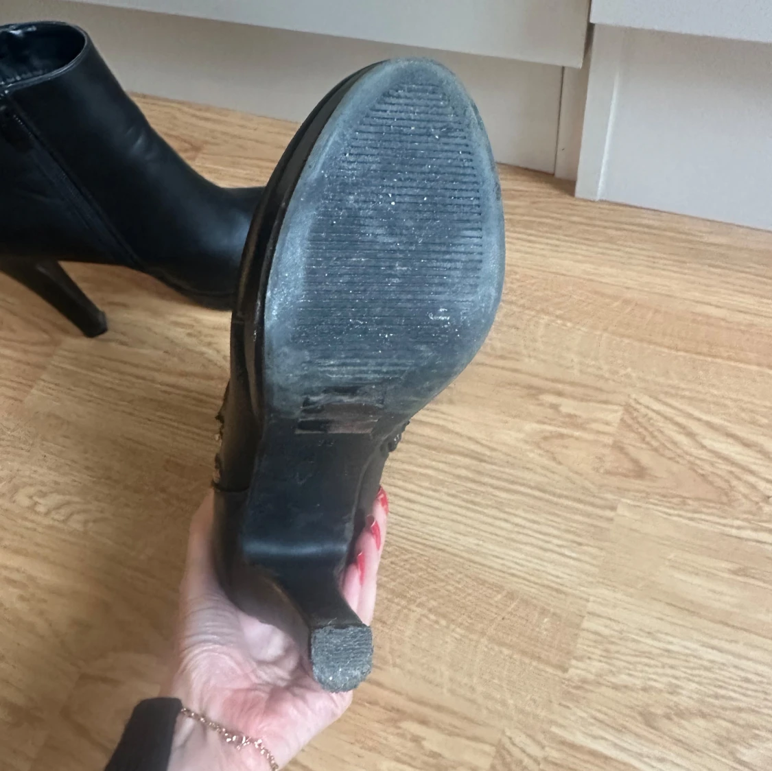 Svarta stövletter med klack - 4