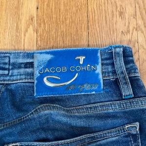 Jacob Cohën jeans - Modell - heavy stitch limited edition. Size 33