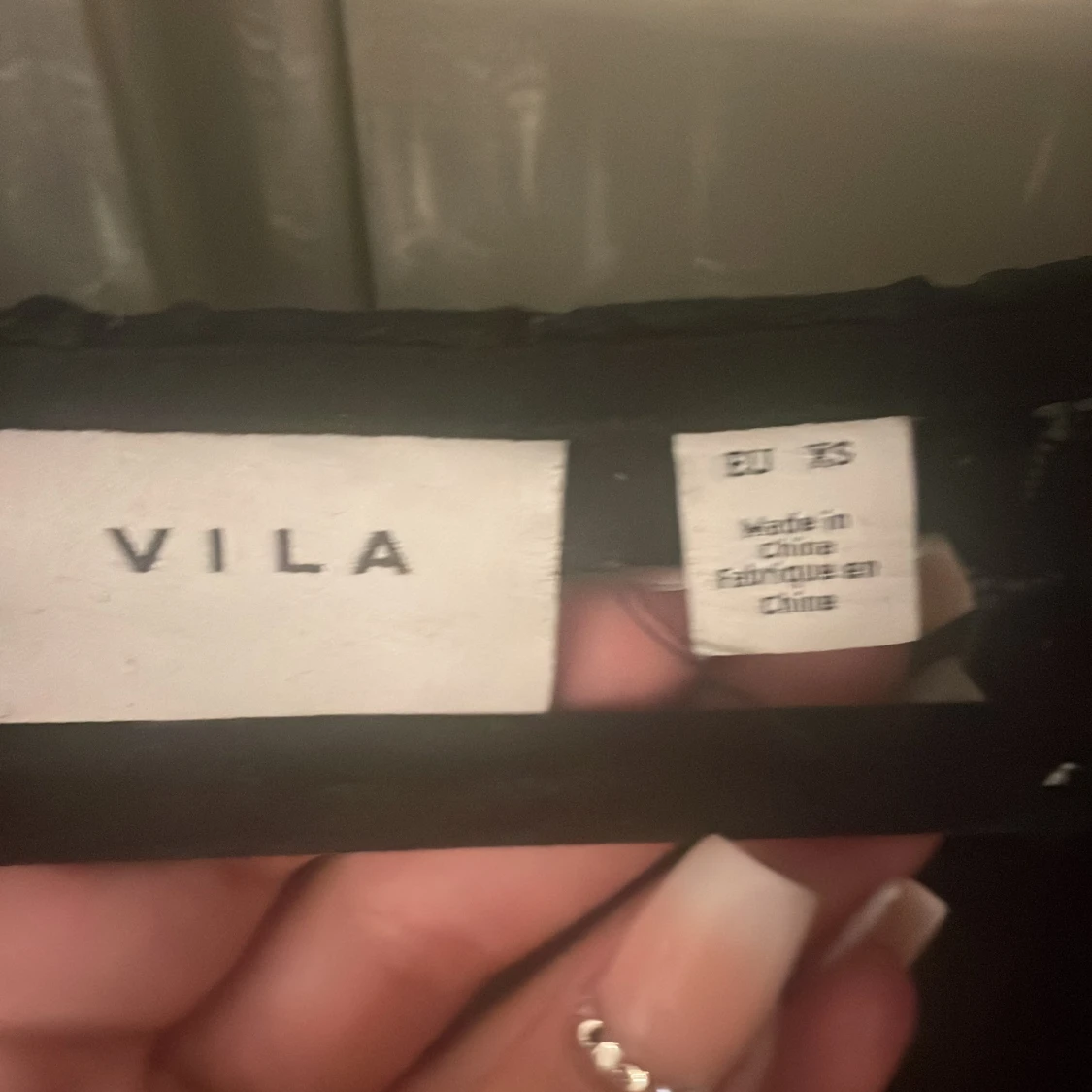 Svart spetsblus från Vila - 2