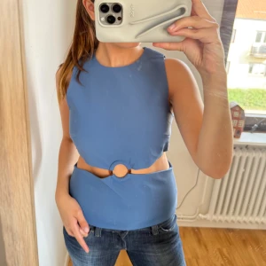 Topp - Supersnygg topp från Zara, slutsåld överallt!