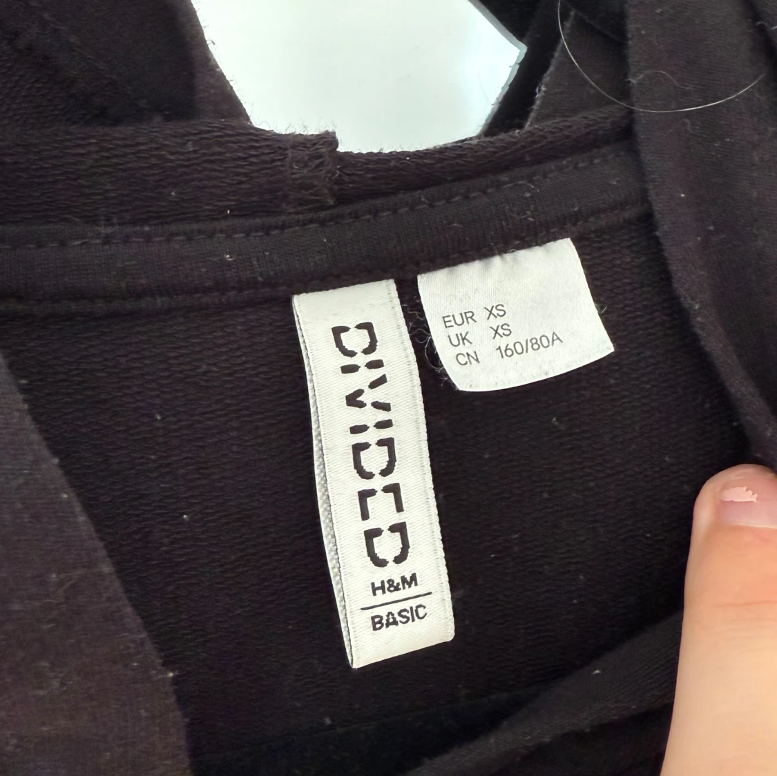 Svart zip hoodie - 2