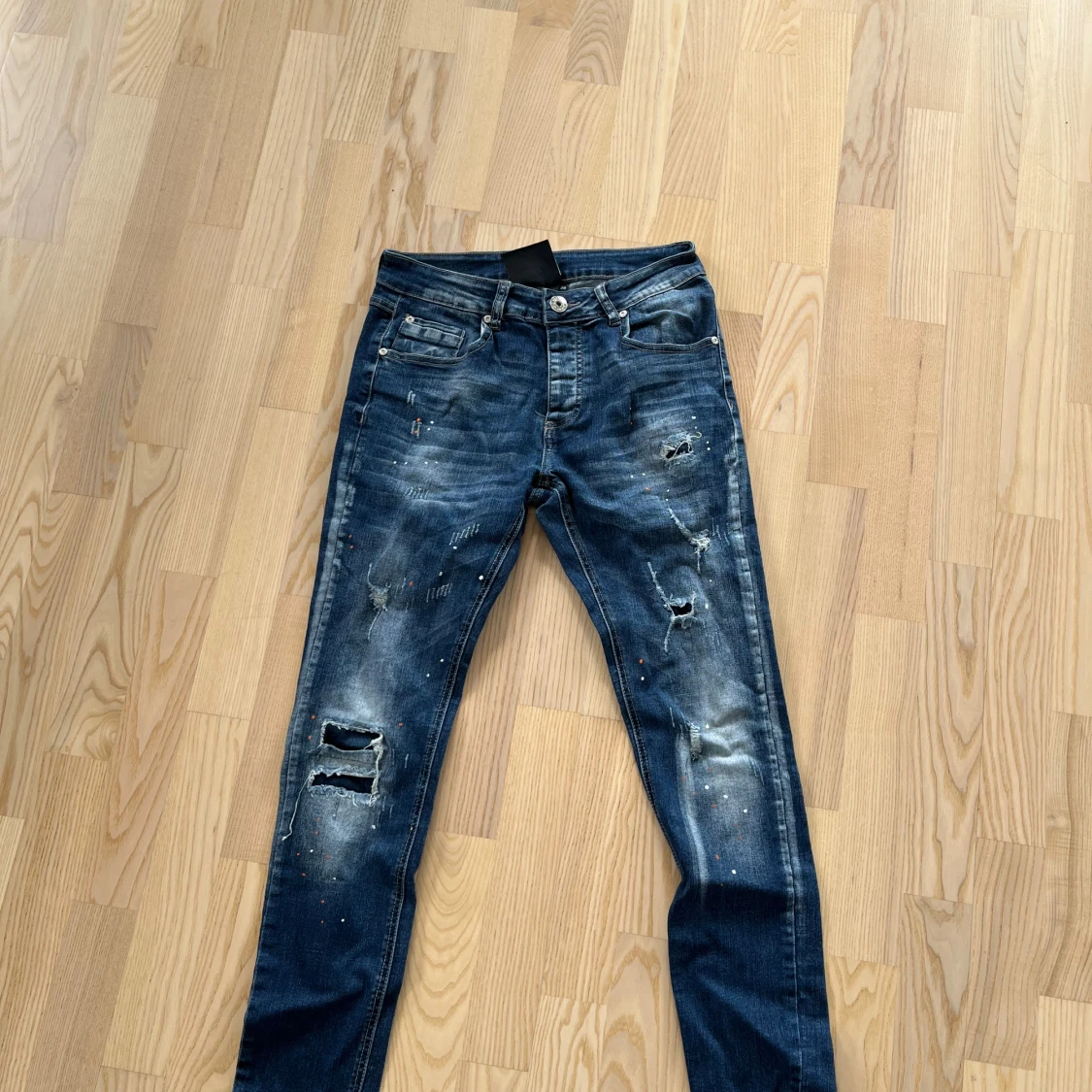 Mörkblå distressed jeans Dream Will