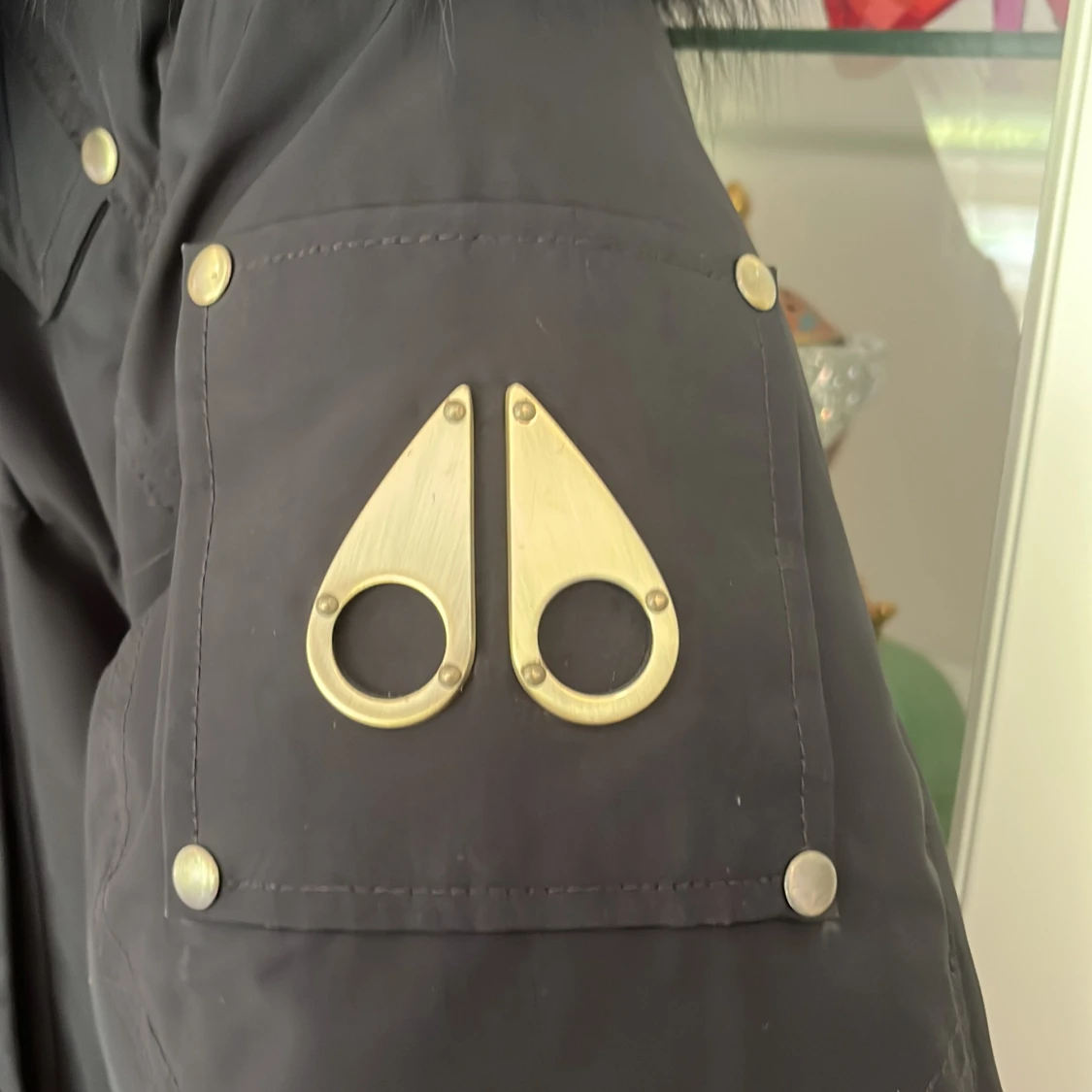 Svart dunjacka från Moose Knuckles - 2