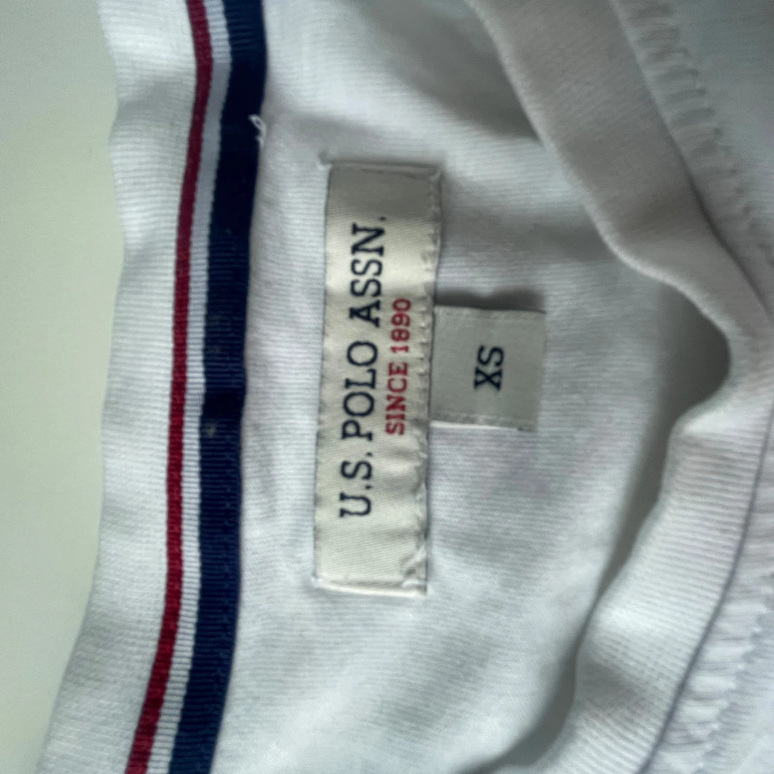 Vit t-shirt från U.S. Polo Assn XS - 4