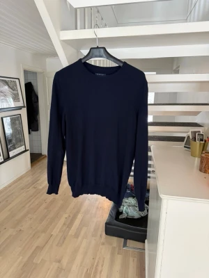 100% merinoull tröja - En fett 100% merinoull tröja från Berkley. Sitter skit bra och är storlek M. 