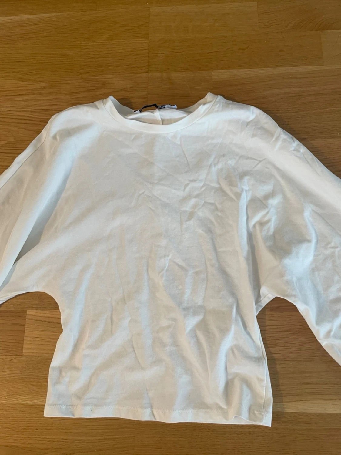 Vit croppad långärmad topp - 1