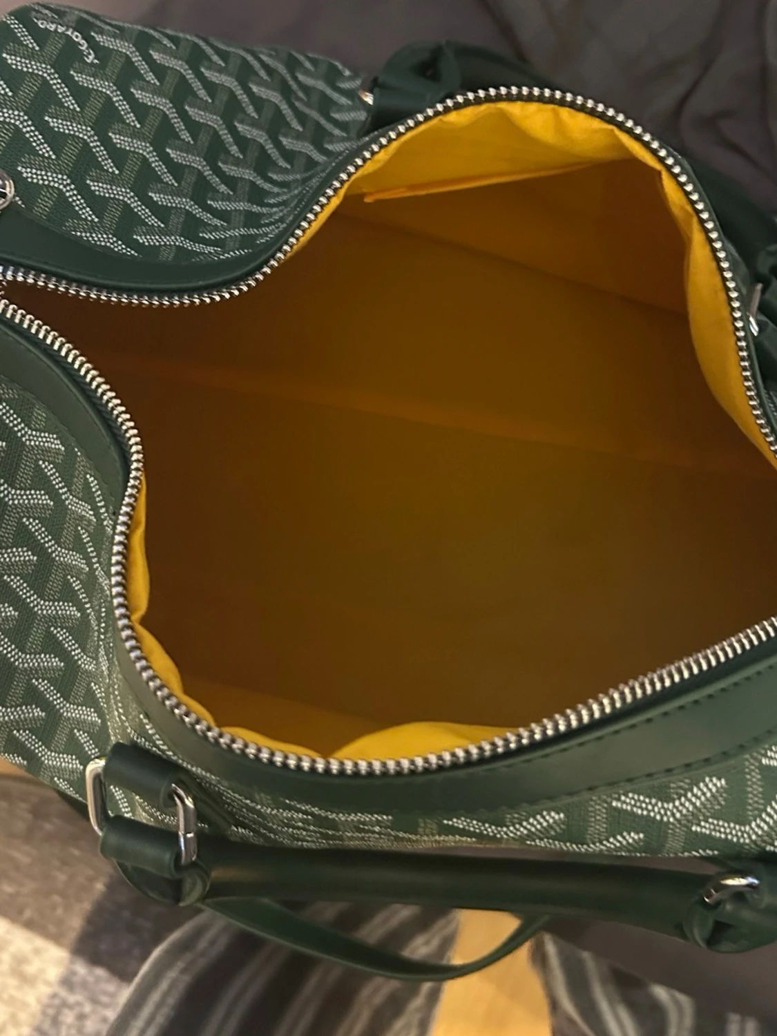 Grön handresväska  - 1