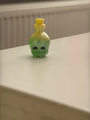 Olive oil shopkins  - Shopkins season 6 rare exclusive collectors item