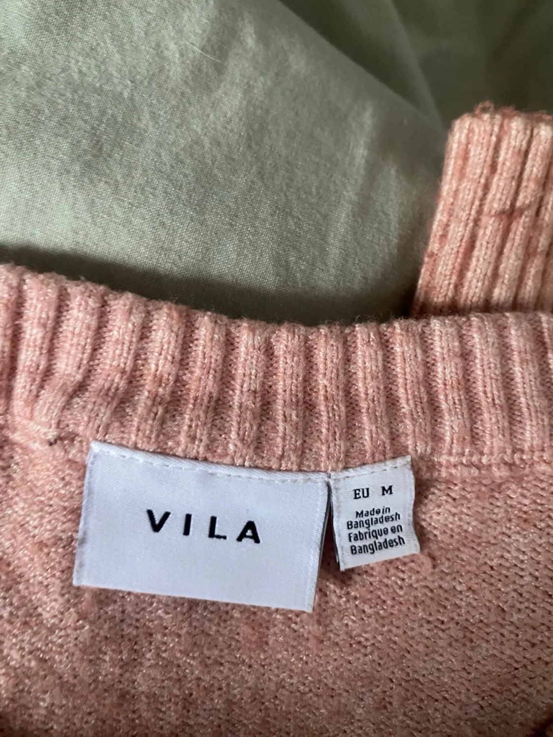 Ljusrosa stickad tröja från Vila - 1