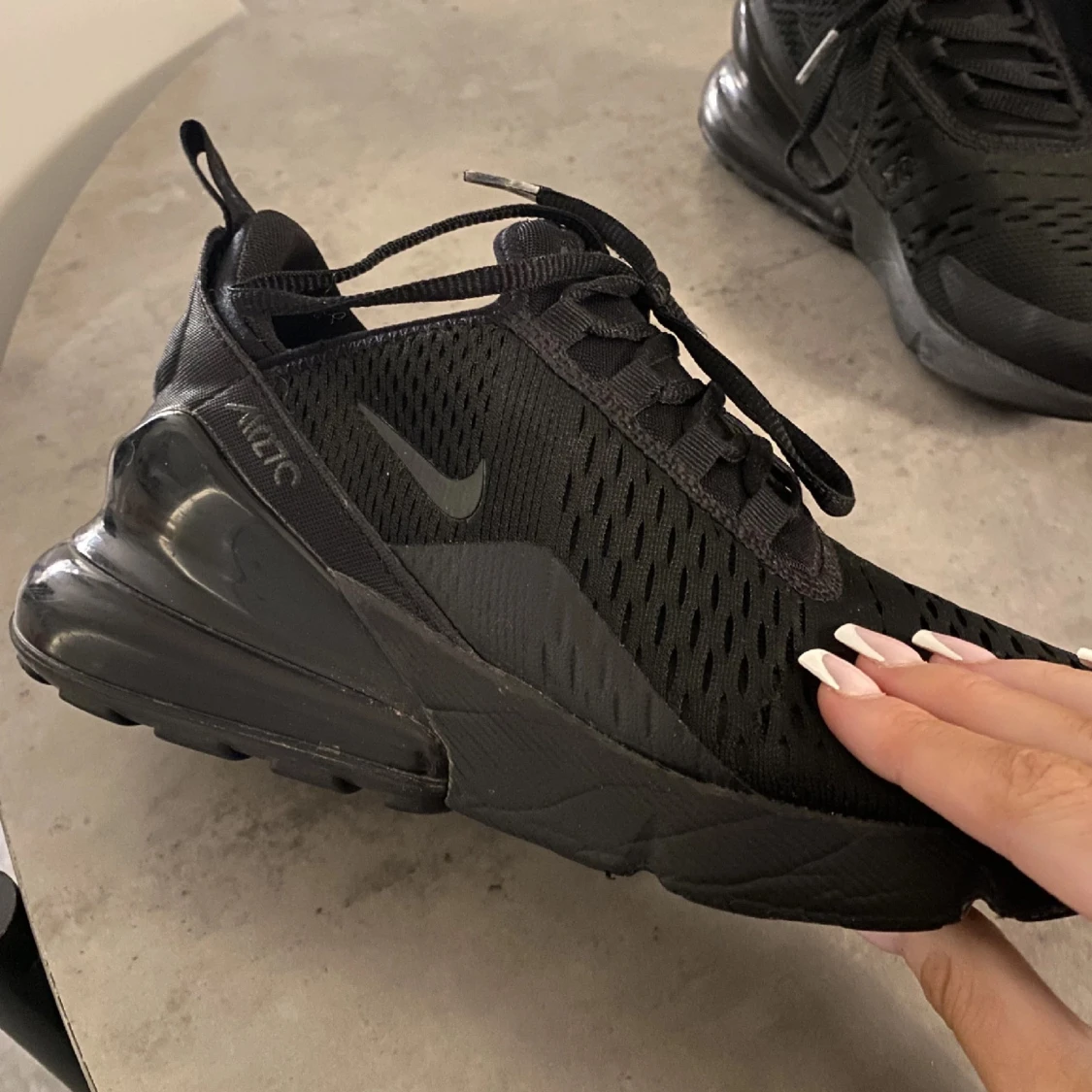 Nike Air Max 270 helsvarta sneakers - 1